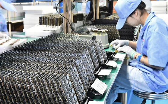 NVMe 高速固态，释放性能